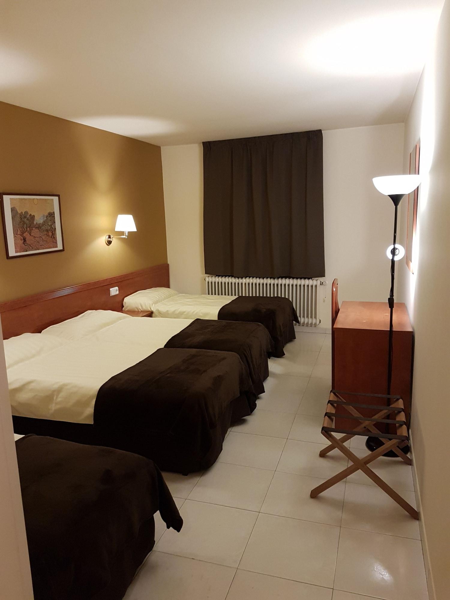 Hotel Guineu Pas De La Casa Luaran gambar