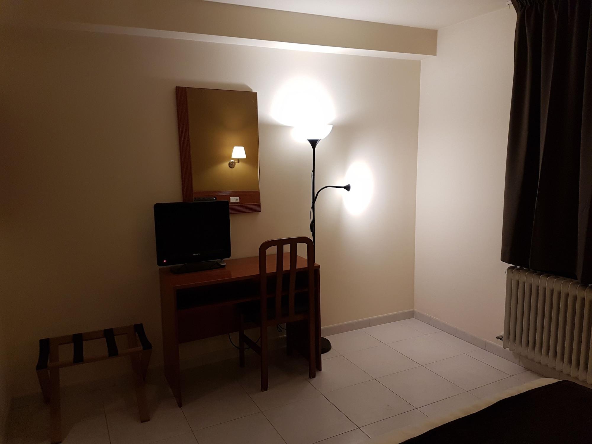 Hotel Guineu Pas De La Casa Luaran gambar