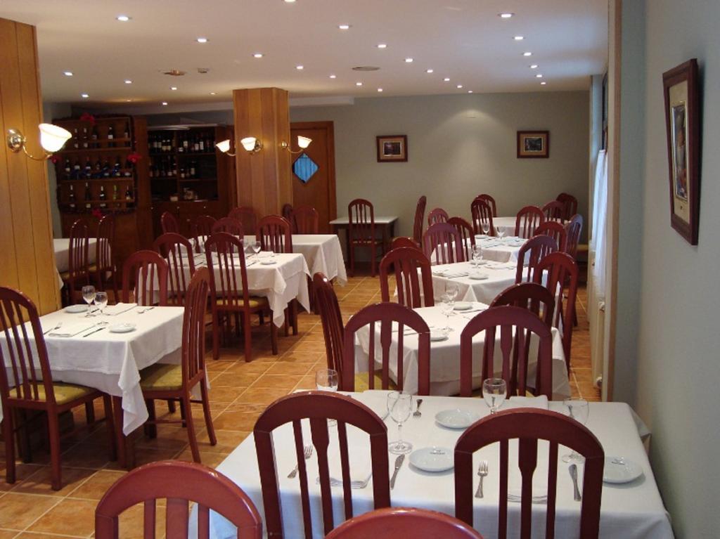 Hotel Guineu Pas De La Casa Luaran gambar